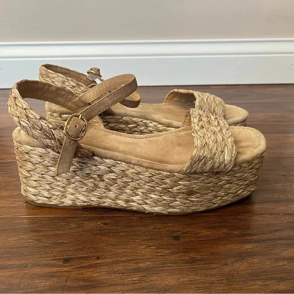 Vince Camuto Straw/Raffia Sandals-Size 9.5 - Picture 10 of 11